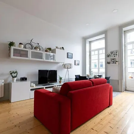 Contemporary In Center *