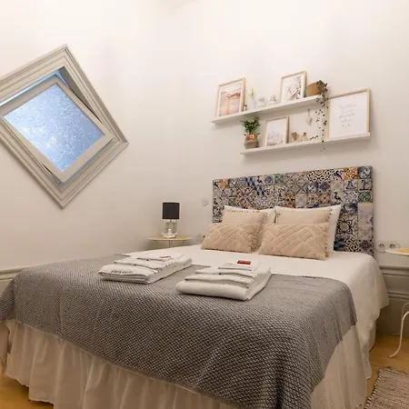 Contemporary In Center * Porto
