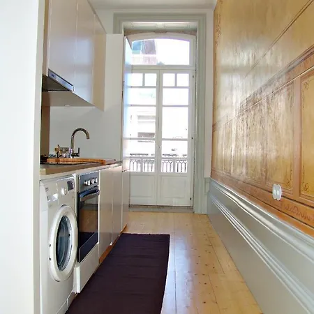 Contemporary In Center Apartment Porto